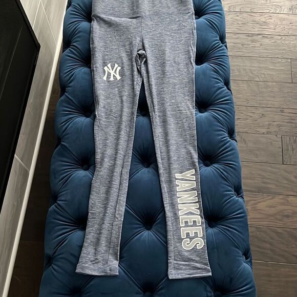 New York Yankees Fanatics leggings tights‎ like new condition small - Picture 1 of 6